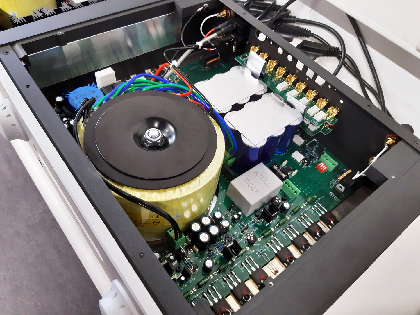 ATOLL Electronique IN 400 Evolution Vollverstärker High End Referenz Integrated