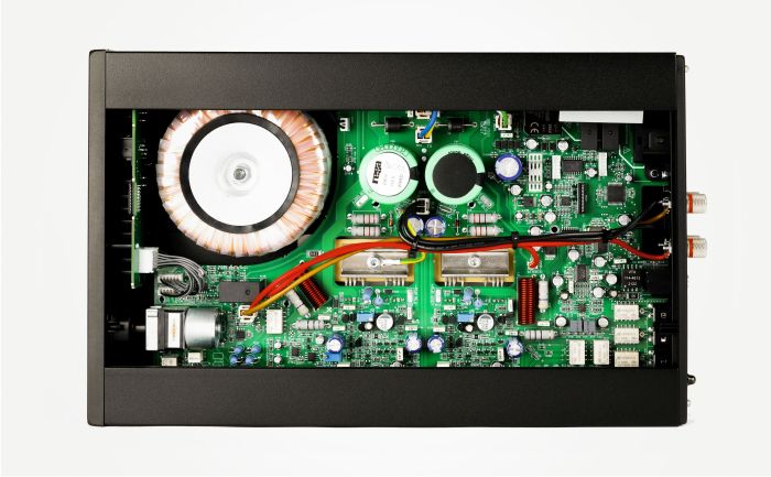REGA Brio MK7 Vollverstärker Phono MM DAC