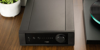 REGA Brio MK7 Vollverstärker Phono MM DAC