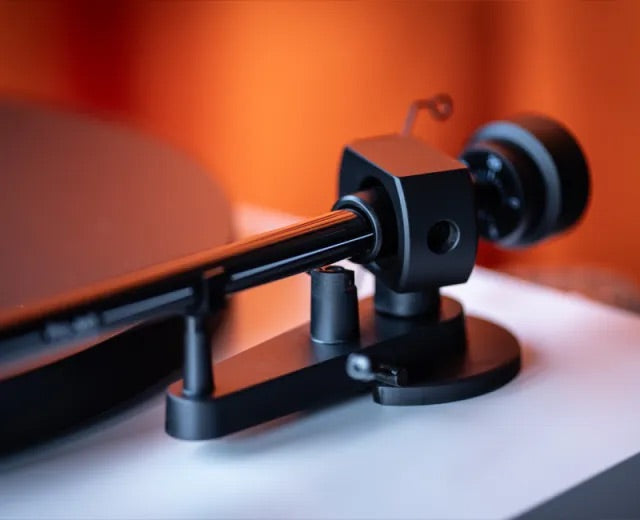 PRO-JECT Debut Evo 2 Plattenspieler inkl. vormontierten Pick it MM Evo Tonabnehmer