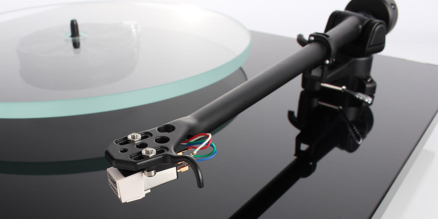 REGA RB220 Tonarm