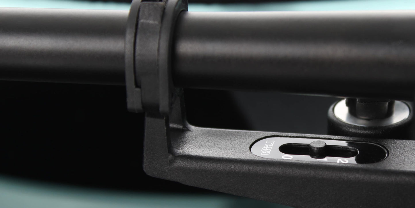 REGA RB220 Tonarm
